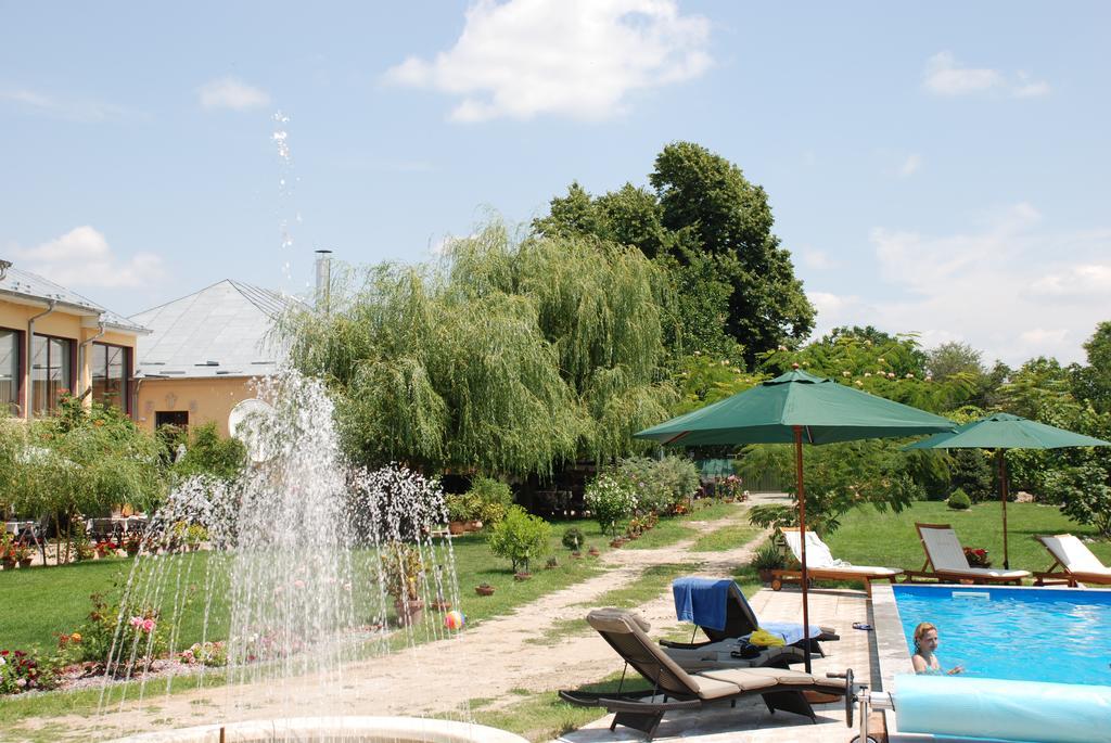 Villa Giulia Islaz Ngoại thất bức ảnh