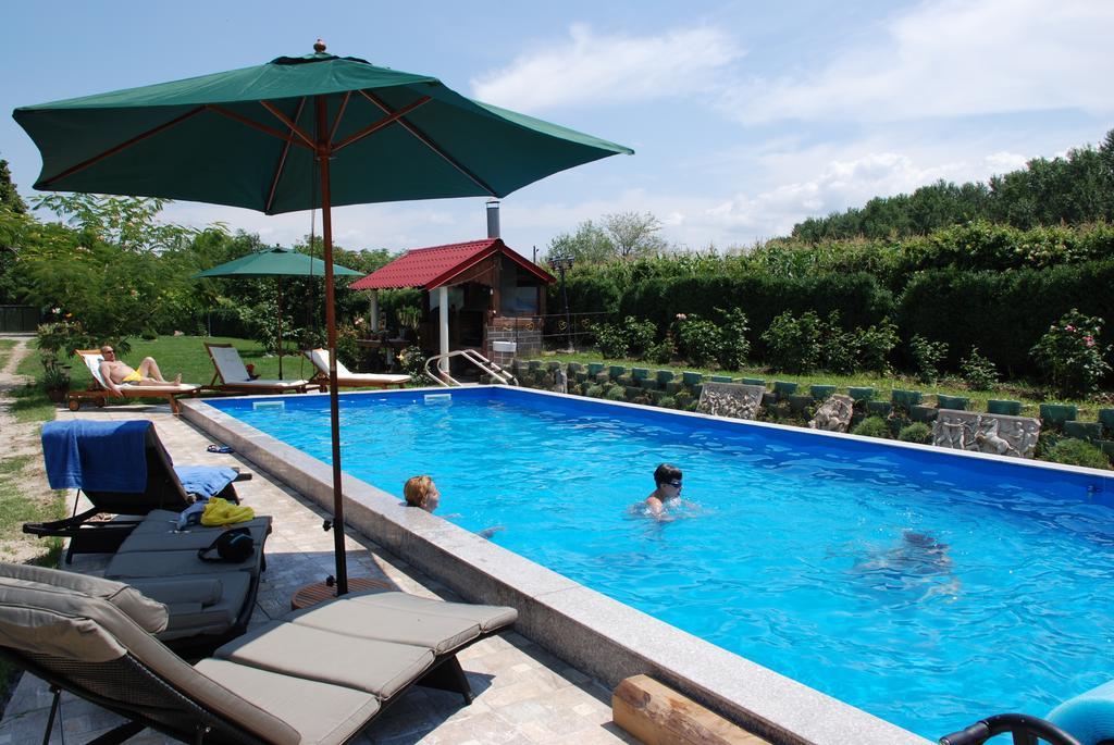 Villa Giulia Islaz Ngoại thất bức ảnh