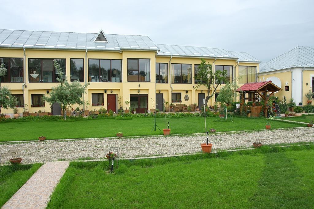 Villa Giulia Islaz Ngoại thất bức ảnh